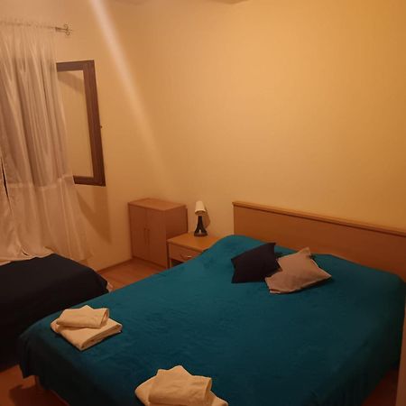 Apartments Luka Uble المظهر الخارجي الصورة