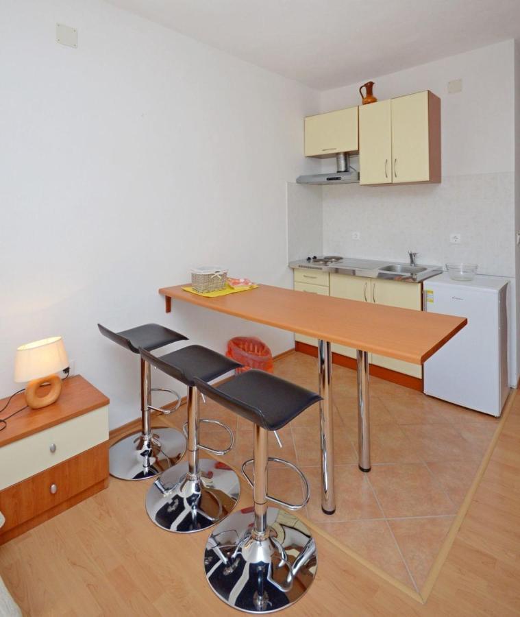 Apartments Luka Uble المظهر الخارجي الصورة