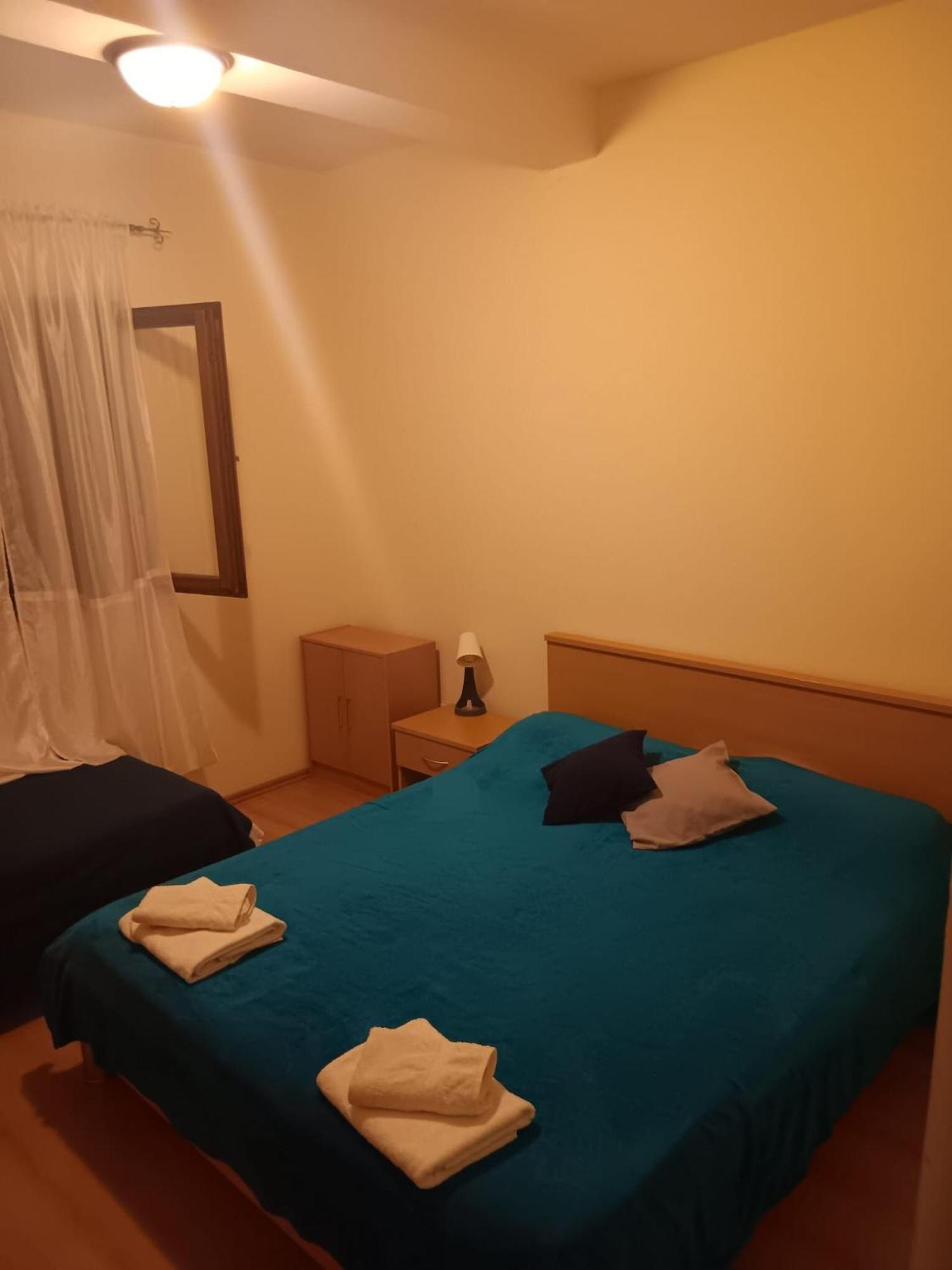 Apartments Luka Uble المظهر الخارجي الصورة